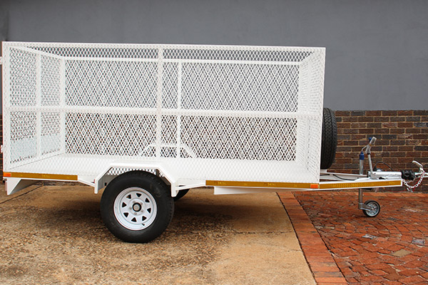 TRAILERS 1,6 TON BRAKED - BOX BODY For Sale